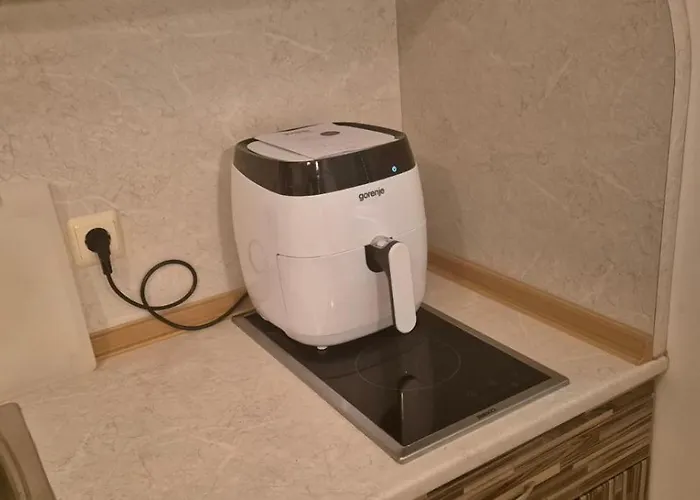 Lägenhet Charming 2-bed With Ac, 5 Mins From