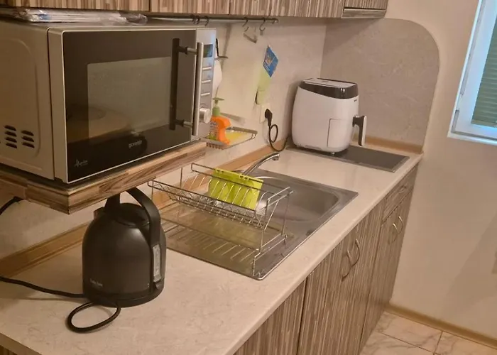 Charming 2-bed With Ac, 5 Mins From *